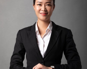 LINH- POSTGRADUATED- IELTS 7.5